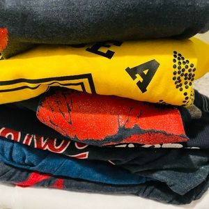 8 NBA, MLB, etc Women’s T-Shirt Bundle